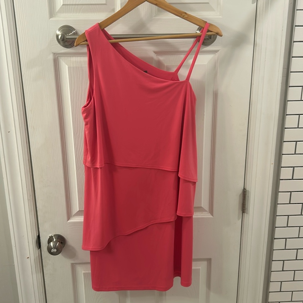 Vince Camuto mini pink dress. Size 10.